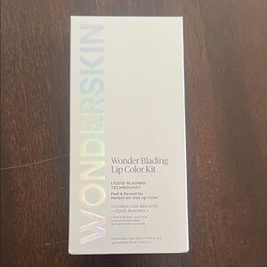 NIB Wonderskin Wonder Blading Lip Color Kit in Hush